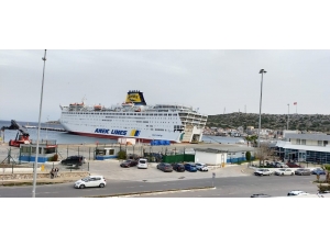 Çeşme’ye Gelen Kruvaziyer, Pire’de Karantinada