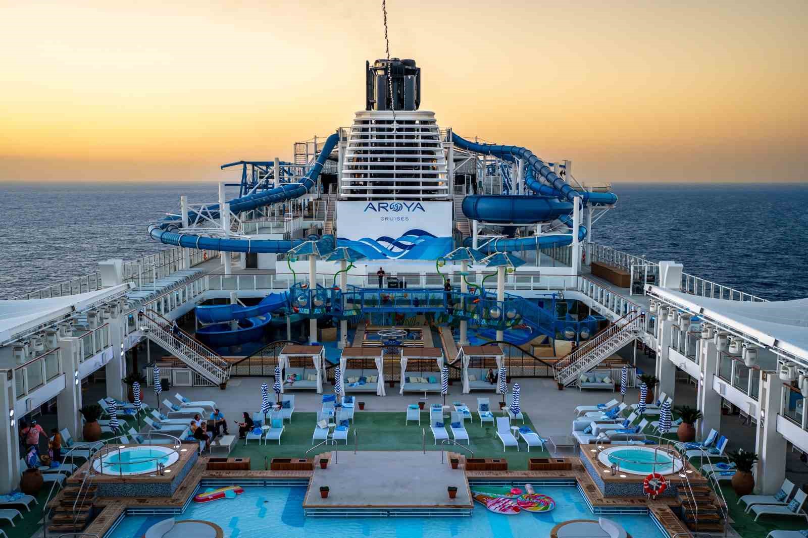 muhafazakar-cruise-gemisi-aroya-istanbul-u-ana-liman-olarak-secti