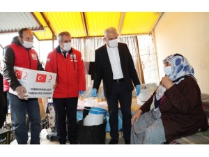 Battalgazi Belediyesi Ve Kızılay İhtiyaç Sahiplerini Unutmadı