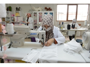 Çorum Belediyesi’nden Sağlık Kuruluşlarına 6 Bin Maske