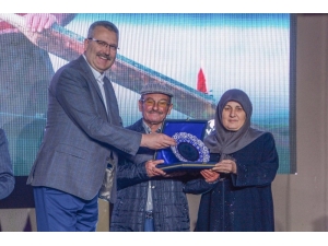 Karacabey’deki “Yaren Leylek” Evlere Konuk Oluyor