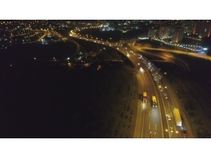 Kocaeli’ye Girişlerin Kapatılması Kilometrelerce Kuyruk Oluşturdu