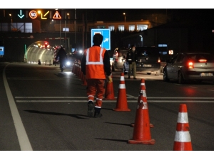 Polis Ekipleri Uygulama Noktaları Kurdu; İzmir’e Giriş Çıkışlar Yasaklandı