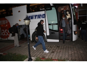 Cezayir’den Gelen Türk Vatandaşlar Tokat’ta Karantinaya Girdi