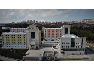 Korona Virüsle Mücadele Eden Sağlık Çalışanlarına Yurt Tahsis Edildi