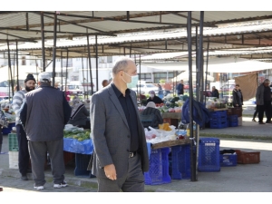 Başkan Uzundemir Koronavirüs Önemleri Alınan Pazaryerinde İncelemelerde Bulundu