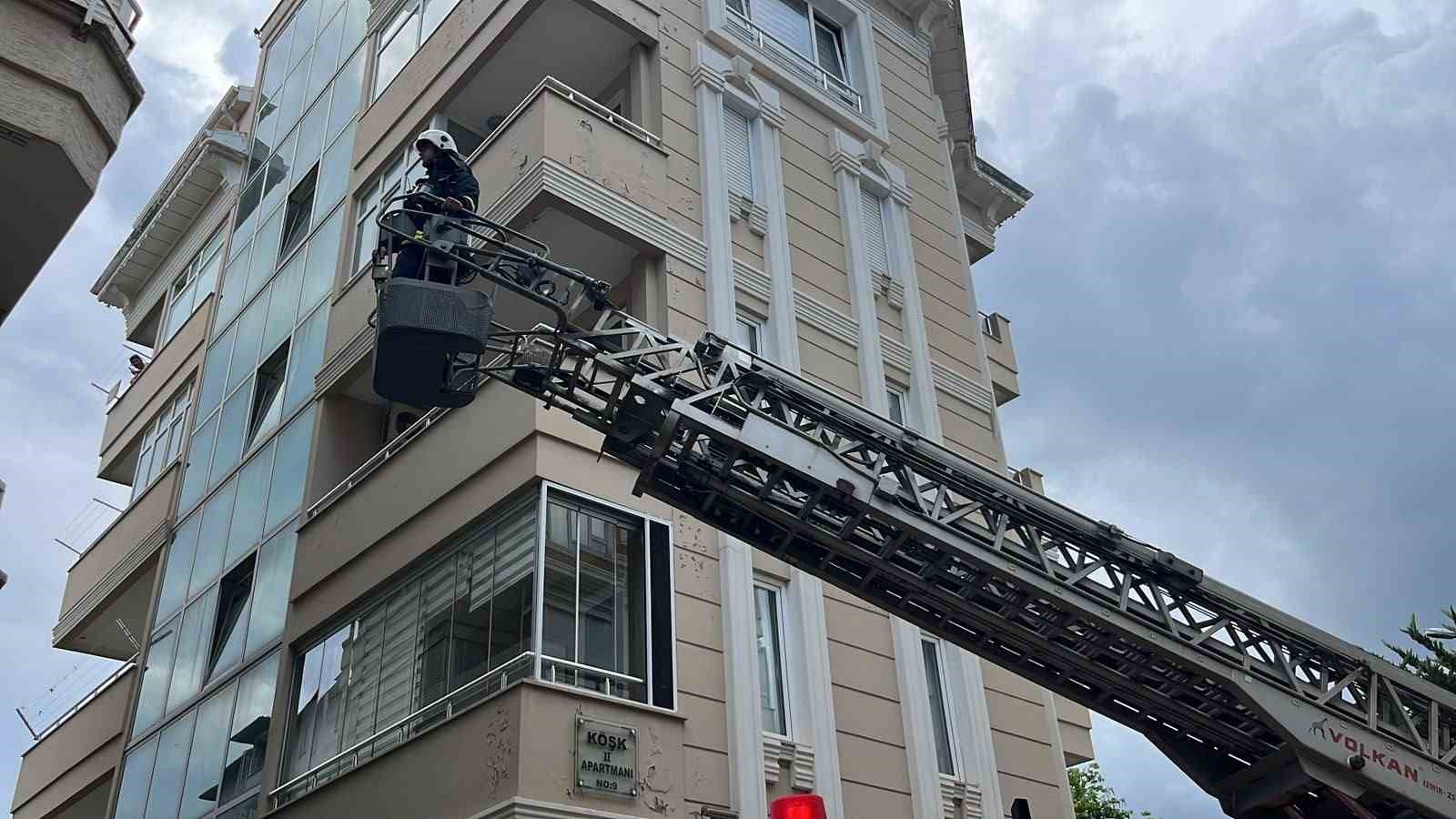 alanya-da-apartman-dairesinin-mutfaginda-cikan-yangin-korkuttu
