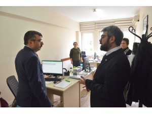 Başkan Yılmaz’dan Sağlık Neferlerine Ziyaret