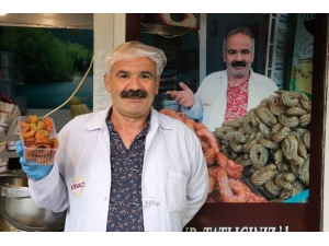 Kahramanmaraşlı Tatlıcı Bir Günlük Gelirini Bağışladı