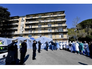 Dünya Genelinde Korona Virüsten Hayatını Kaybedenlerin Sayısı 60 Bini Aştı