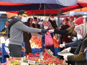Gelen Geri Döndü, Maskesiz Alınmadılar