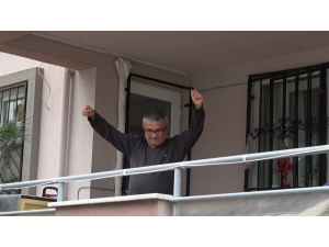 Evde Kalan Vatandaşlara Muhtarlardan Davullu, Zurnalı Eğlence