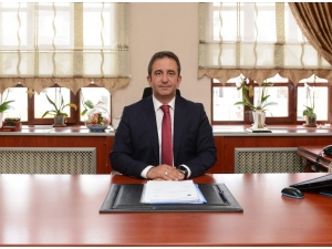 Çorum Belediyesi’nden Sosyal Mesafeyi Uyarısı