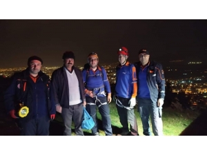 Mantar Toplamak İsterken Uçurumda Mahsur Kaldı