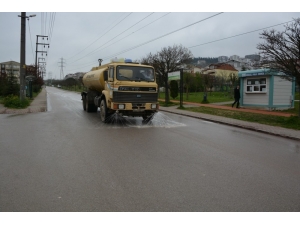 İzmit’te Dezenfekte Çalışmaları Sürüyor