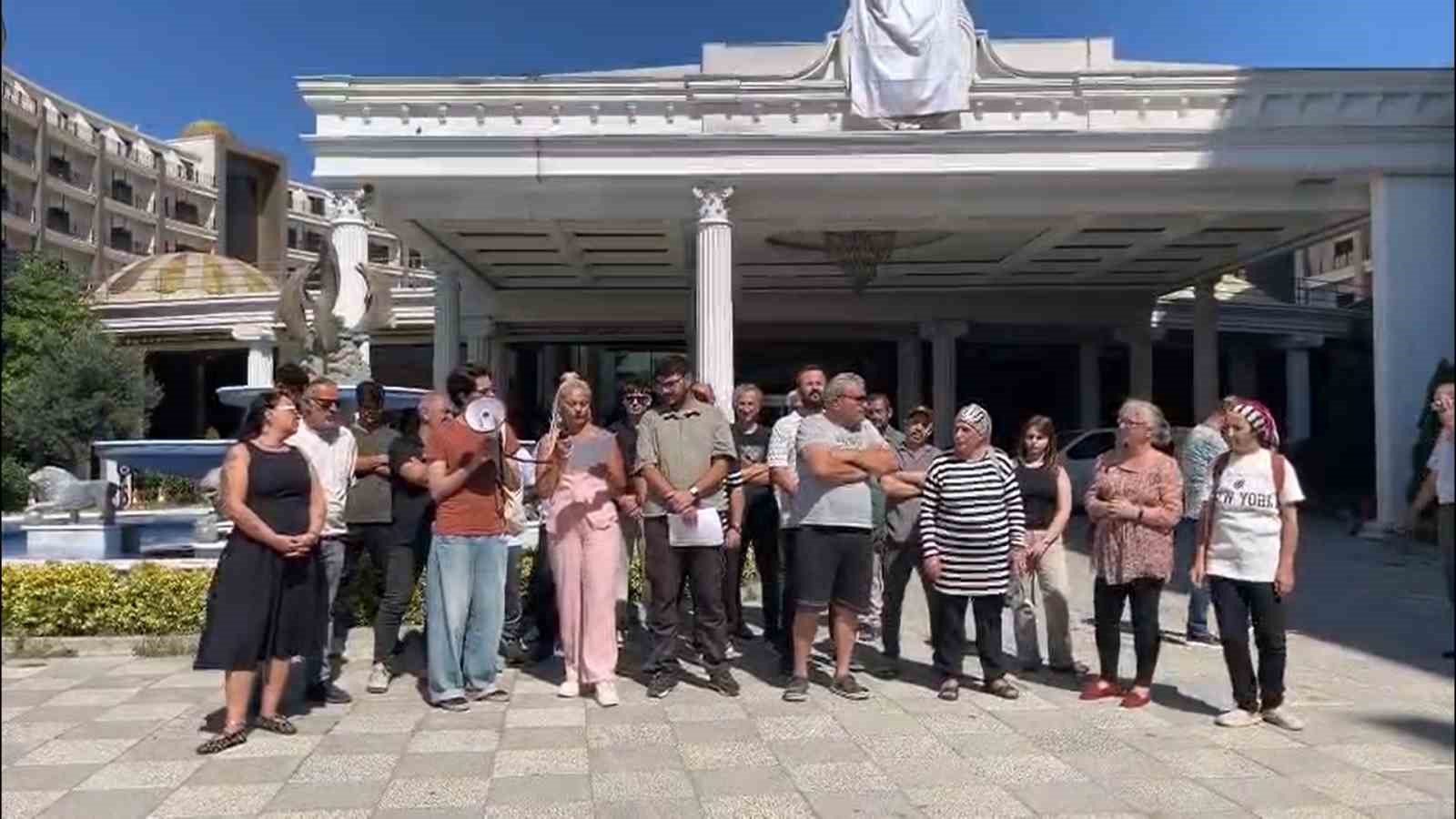 grand-termal-otel-calisanlarinin-maas-ve-tazminat-protestosu-suruyor