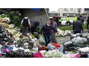 Ordu’da Sebze Yüklü Tır Devrildi: 1 Yaralı