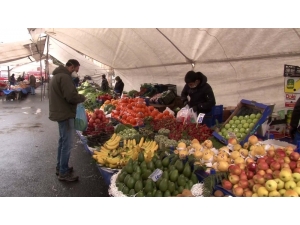 Bakırköy Pazarında Korona Virüs Tedbirlerine Uyuluyor