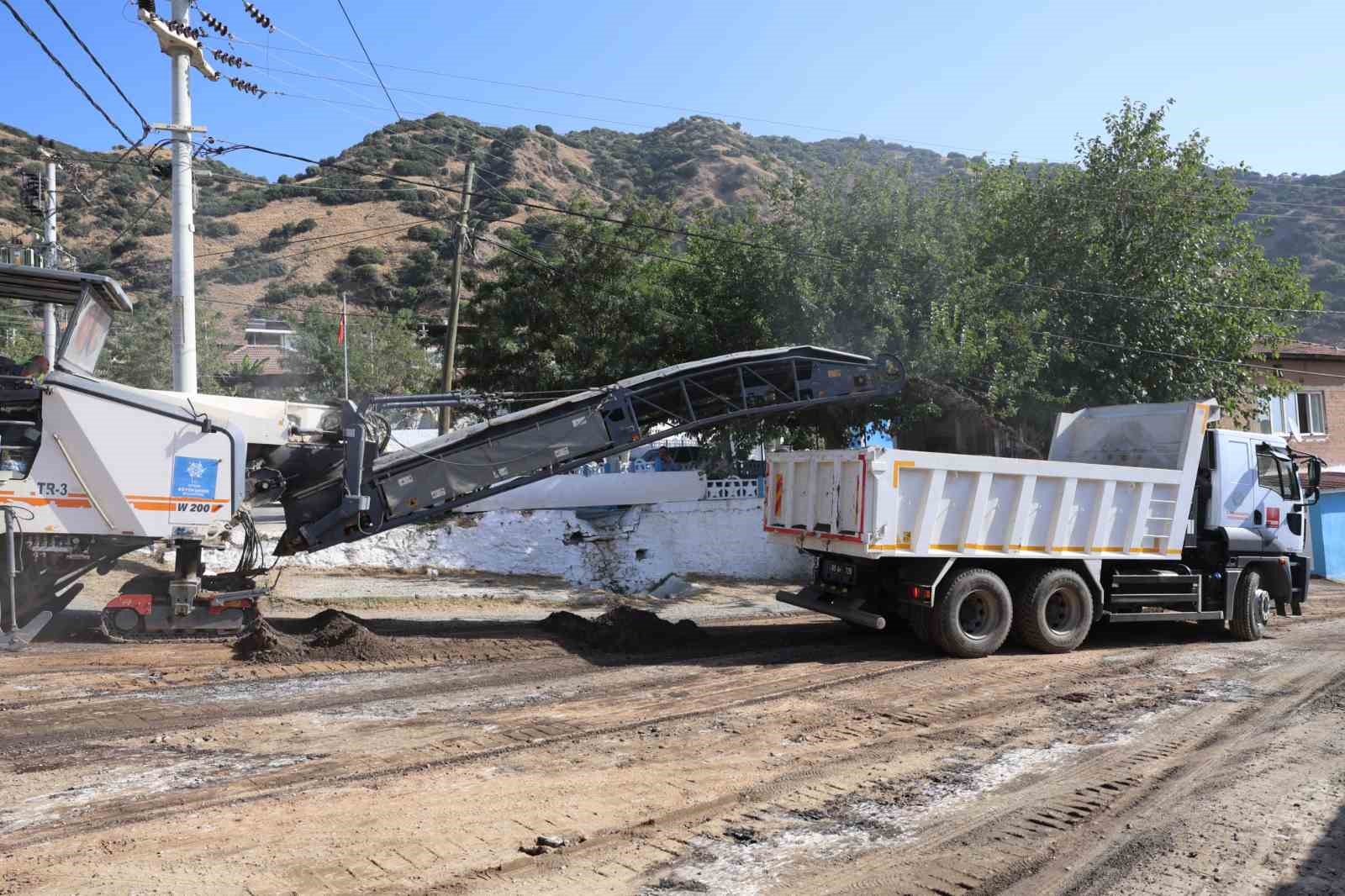 incirliova-da-karabag-yolu-yenileniyor