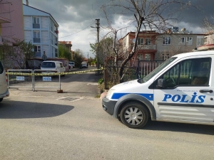 Burdur’da Bir Sokak Ve Site Karantina Altına Alındı