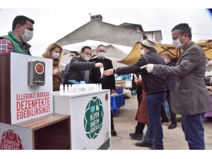 Bilecik’te Maskesi Olmayanlar Pazara Alınmadı
