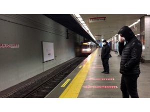 İstanbul’da Toplu Taşıma Araçları Boş Kaldı