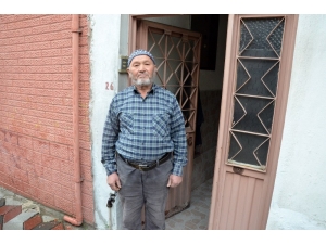 Kırkağaçlı Gazi, Kampanyaya 5 Aylık Maaşını Bağışladı