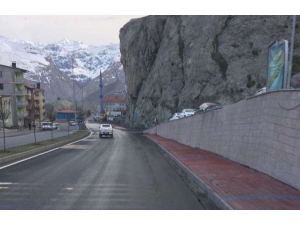 Hakkari’de Cadde Ve Sokaklar Pırıl Pırıl