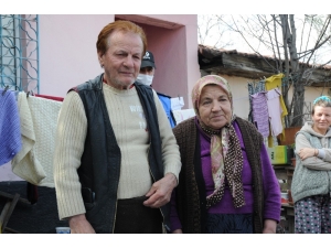 Yaşlı Kadının Polise ‘Emri’ Yüzleri Gülümsetti