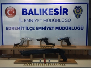 Balıkesir’de Polis Son 1 Ayda 87 Silah Yakaladı