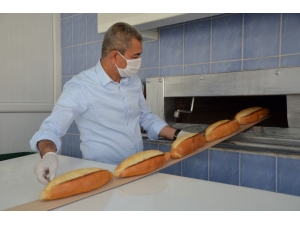 Koçarlı Menderes’in İlk Ekmeğini Başkan Kaplan Eliyle Yaptı