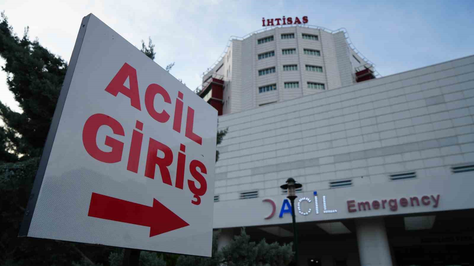 kirikkale-de-toptanci-halinde-bicakli-kavga-5-yarali