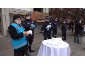 Kırıkkale’de 50 Bin Adet Ücretsiz Maske