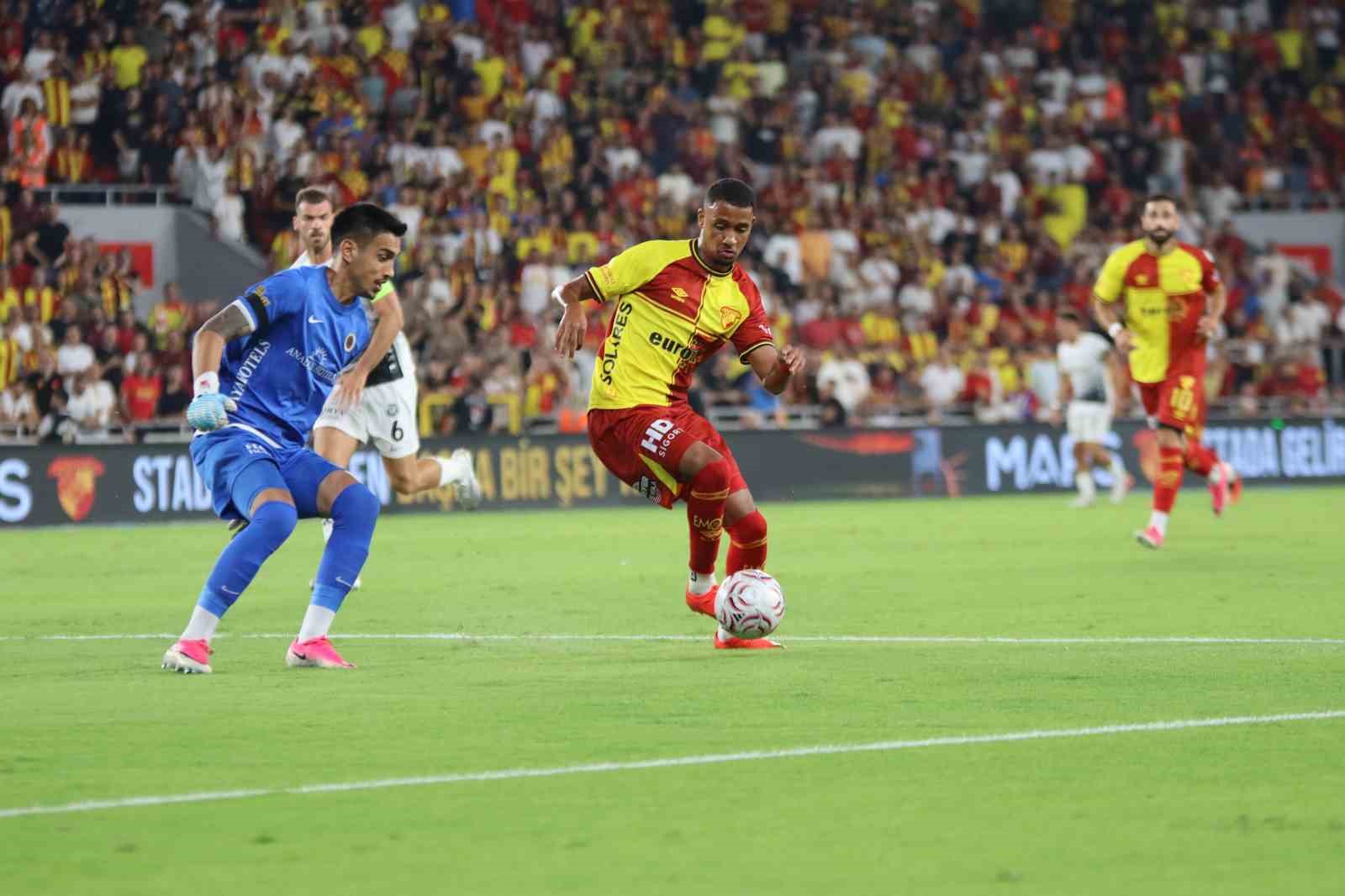 trendyol-super-lig-goztepe-0-genclerbirligi-0-ilk-yari