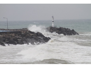 Batı Karadeniz’de Fırtına