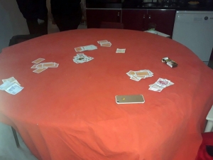 Evin Mutfağında Kumar Oynarken Yakalandılar, 43 Bin 204 Lira Ceza Yediler