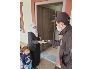 Güvenlik Kuvvetleri, Kapı Kapı Dolaşarak Ödemeleri Yapıyor