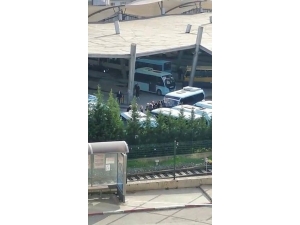 Vatandaşlar Yine ‘Sosyal Mesafe’ Yasağını Dinlemedi, Kavgaya Tutuştu