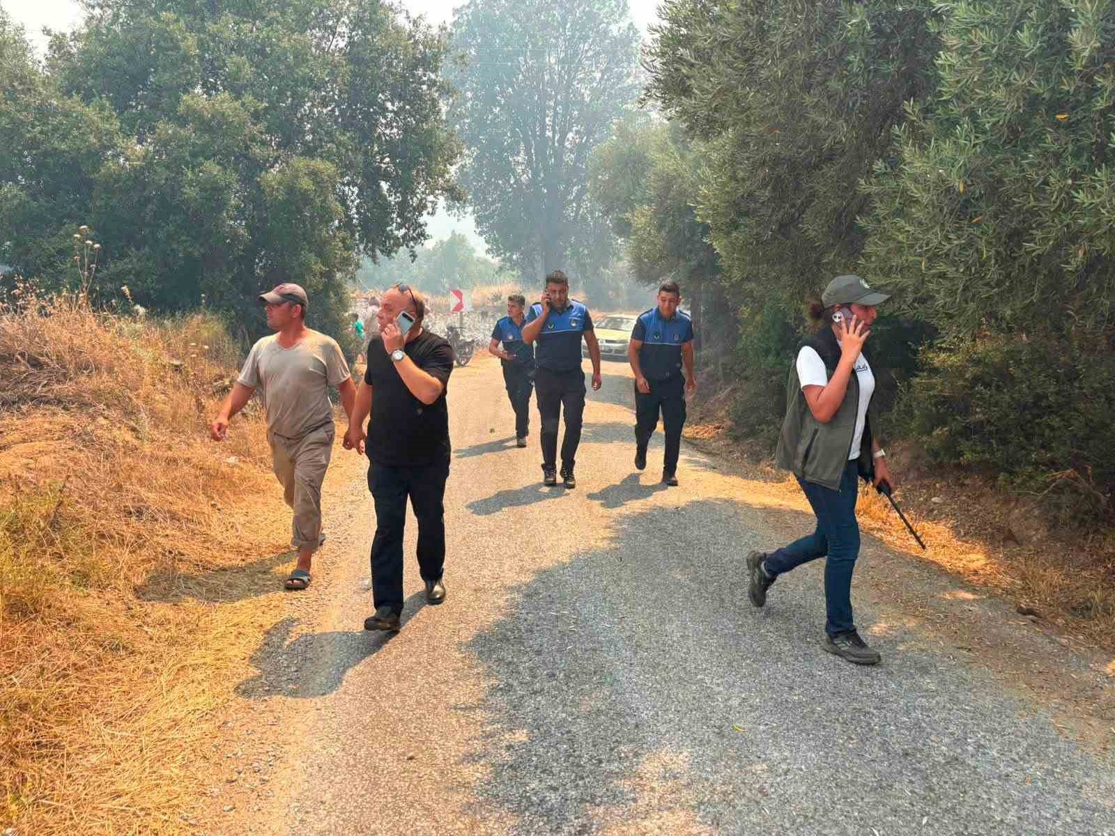 bozdogan-belediyesi-nden-yangin-bolgesine-destek-cagrisi