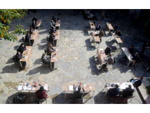 Kuşadası Belediye Meclisi Olağanüstü Toplandı