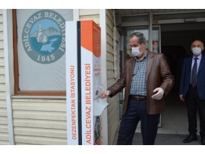 Adilcevaz Belediyesinden El Dezenfekte İstasyonu