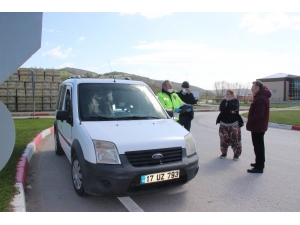 Çan’da Köy Minibüsü Yolcularına 392 Lira Ceza Kesildi