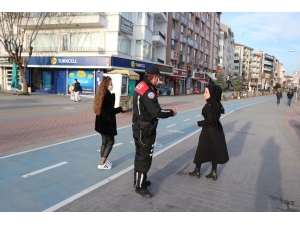 Bolu’da Yayalara Kapalı Caddeye Sebepsiz Ve Maskesiz Girenlere Para Cezası