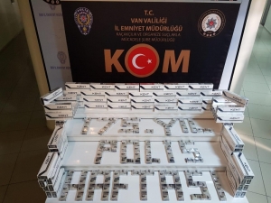 Van’da 5 Bin 550 Paket Kaçak Sigara Ele Geçirildi