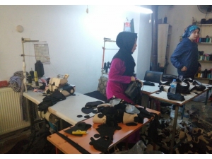 Zeytinburnu’nda 17 Bin Adet Kaçak Maske Ele Geçirildi