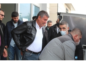 Kazara Vurularak Ölen Yeğeni İçin Feryat Etti