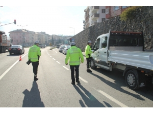 Ordu’da Azalan Trafiğe Rağmen 580 Araca Hız Sınırını Aşmaktan Ceza