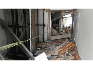 Esenyurt’ta Patlamanın Meydana Geldiği Daire, Harabeye Döndü