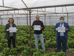 Biz Sizler İçin Sahadayız