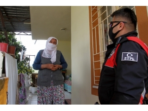 Yunus Ekipleri Kendi Aralarında Topladıklarıyla Gıda Yardımı Yaptı